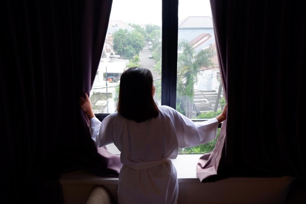 News Hotel Waru Sidoarjo Екстер'єр фото