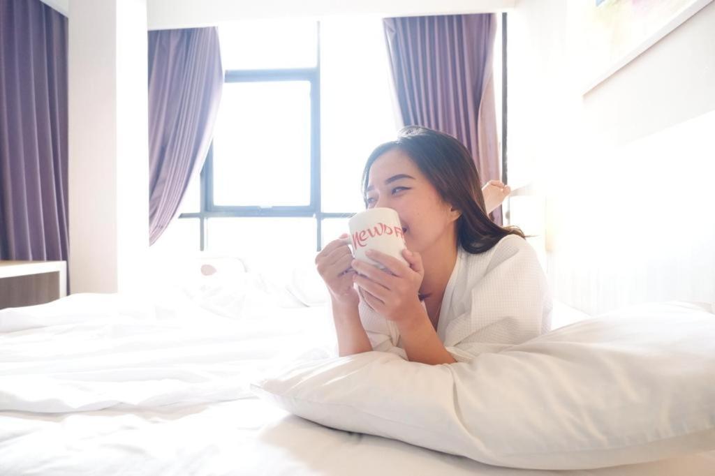 News Hotel Waru Sidoarjo Екстер'єр фото